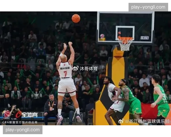 辽宁主场71-76惜败浙江，约翰逊15+7展现防守压迫力